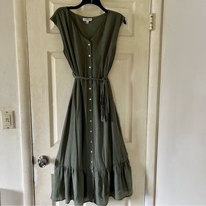 NANETTE LEPORE Prairie Sage Color Sleeveless V-Neck Midi Dress Ruffle Hem Size 8
